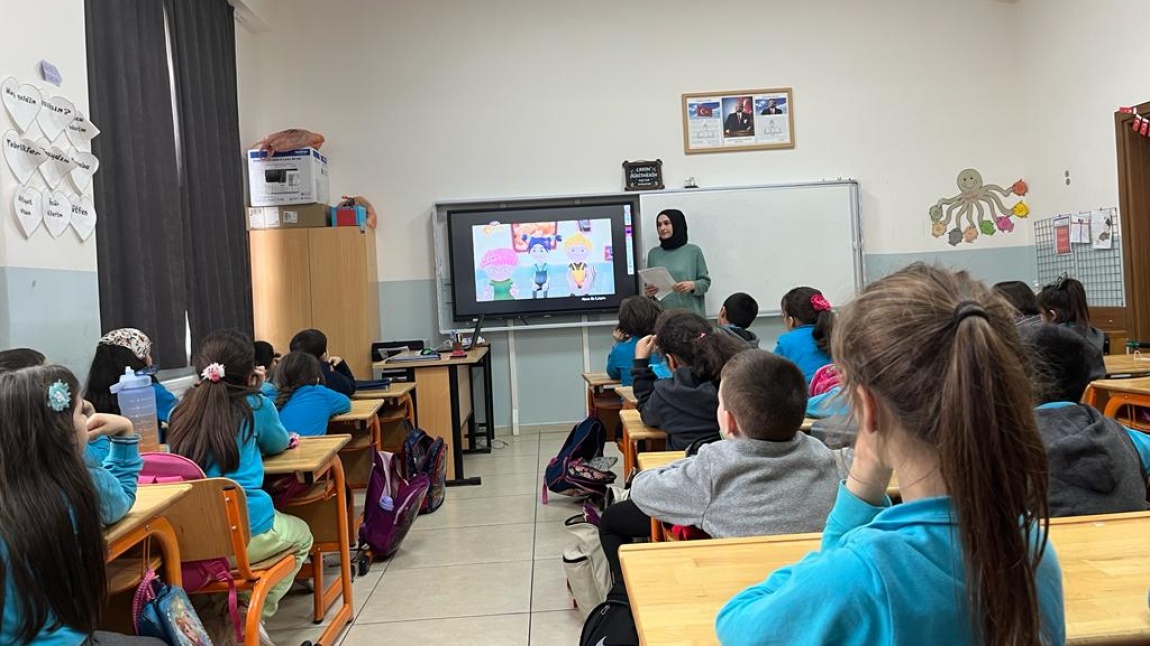 BİRUNİ ' de tüm öğrencilerimize 'Verimli Ders Çalışma Teknikleri Semineri' düzenlendi.